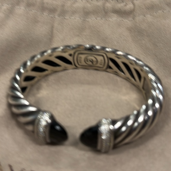 David Yurman Onyx & Diamond Waverly Cuff - Picture 6 of 9